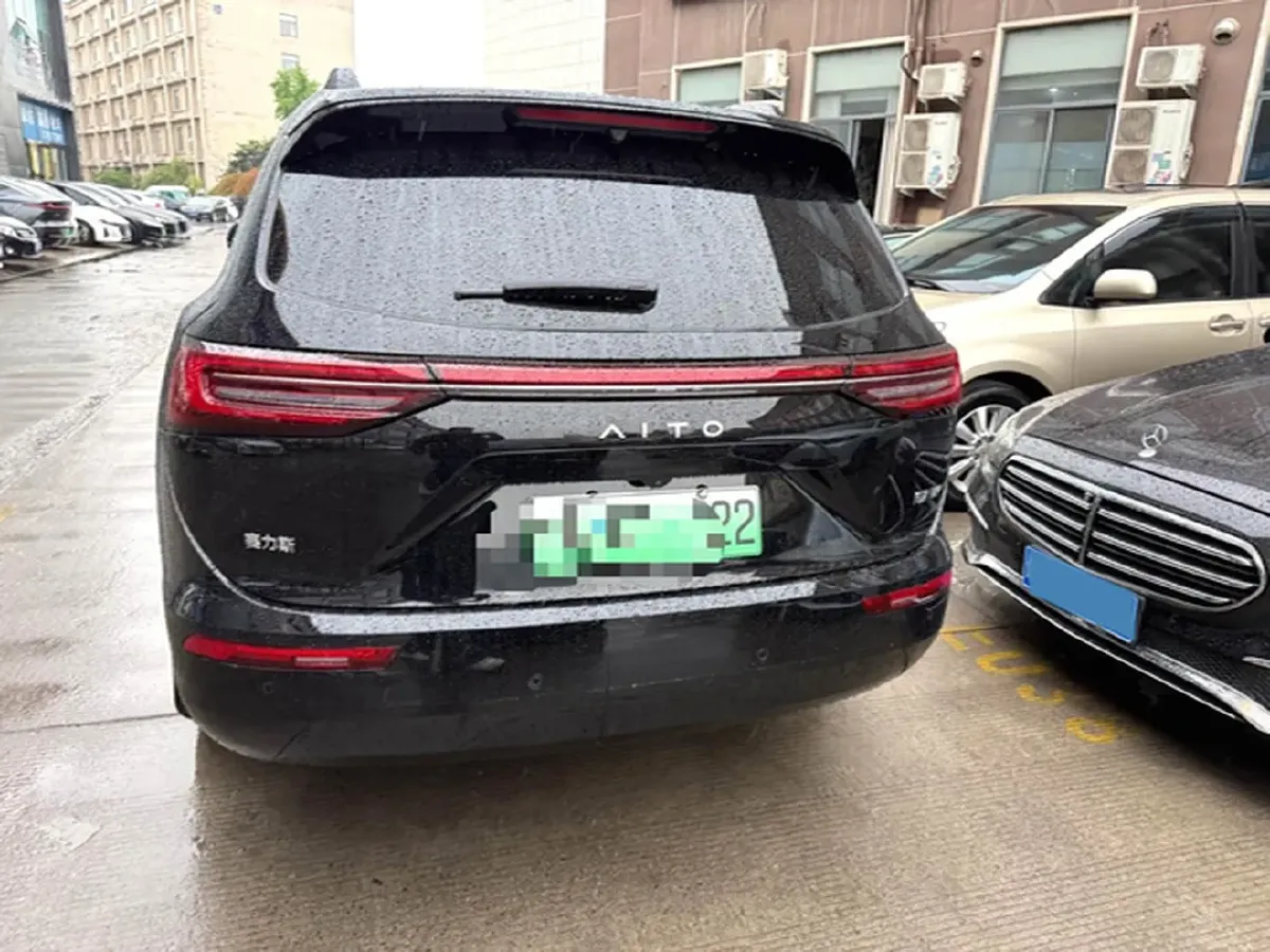 2024 AITO AITO M7 1.5T 152HP L4 REEV 42KWH,autocango,china used car exporter,china ev exporter,chinese used car exporter,chinese used ev exporter