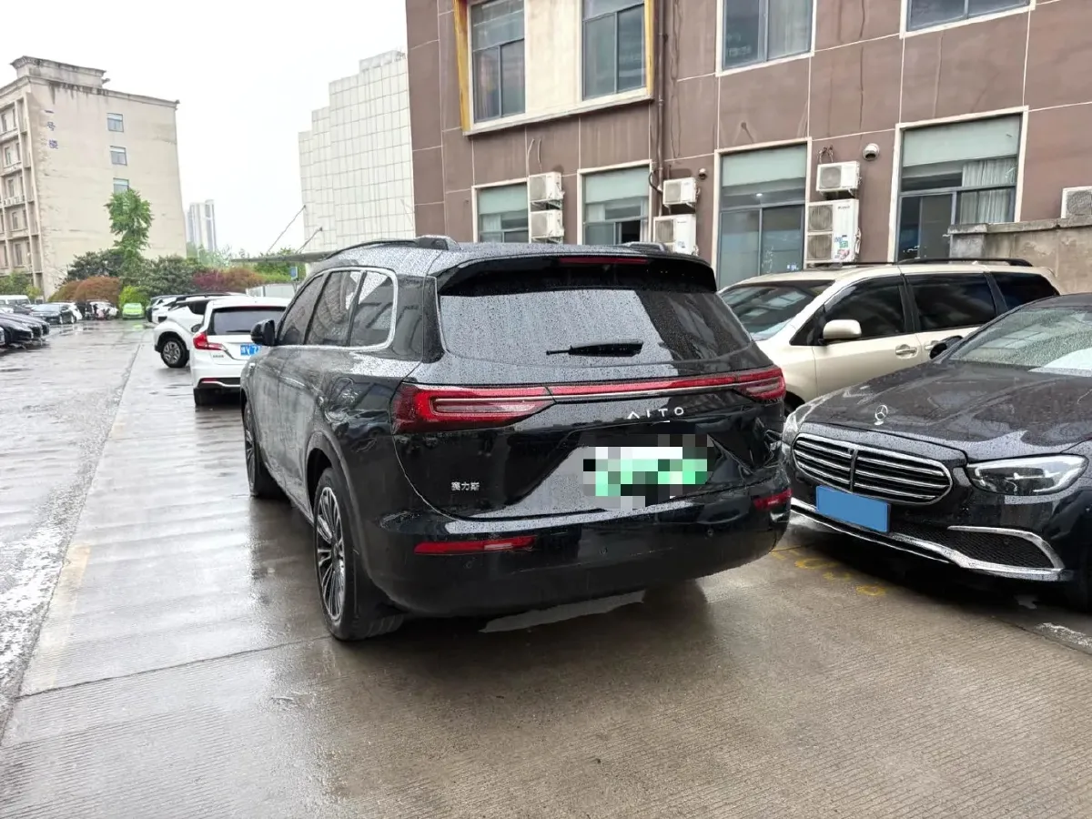 2024 AITO AITO M7 1.5T 152HP L4 REEV 42KWH,autocango,china used car exporter,china ev exporter,chinese used car exporter,chinese used ev exporter