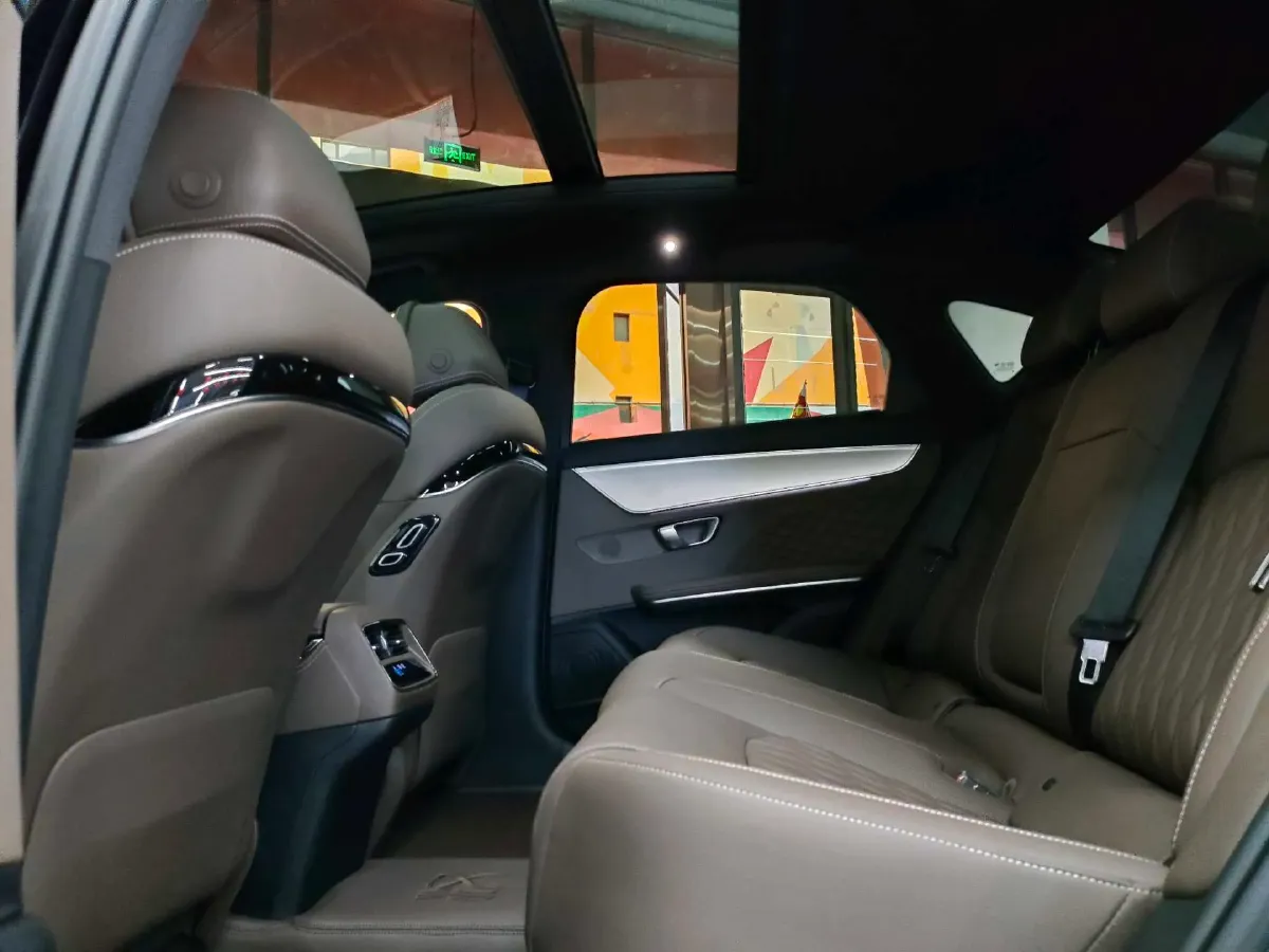 2024 BYD Han 1.5T 139HP L4 E-CVT PHEV 18.316KWH,autocango,china used car exporter,china ev exporter,chinese used car exporter,chinese used ev exporter