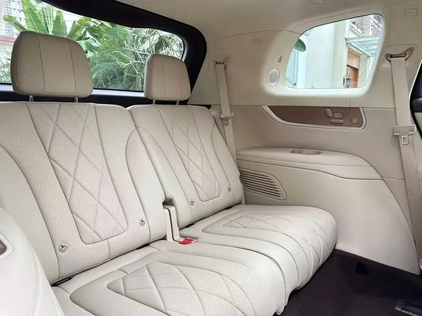 2024 AITO AITO M9 1.5T 152HP L4 REEV 42KWH,autocango,china used car exporter,china ev exporter,chinese used car exporter,chinese used ev exporter