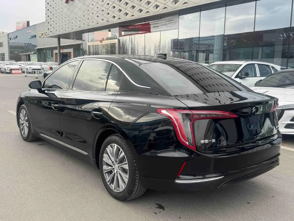 2024 HongQi E-QM5 BEV 72KWH,autocango,china used car exporter,china ev exporter,chinese used car exporter,chinese used ev exporter