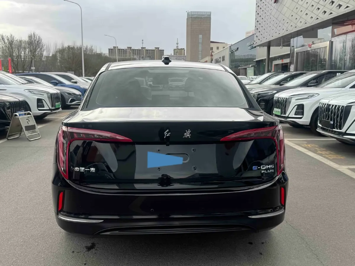 2024 HongQi E-QM5 BEV 72KWH,autocango,china used car exporter,china ev exporter,chinese used car exporter,chinese used ev exporter