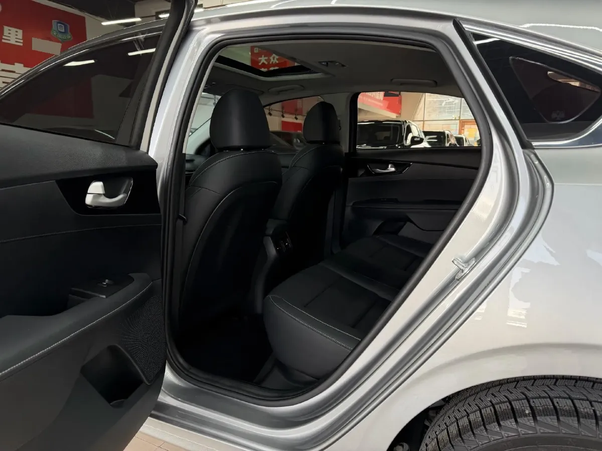 2021 Kia K3 1.5L 115HP L4 CVT,autocango,china used car exporter,china ev exporter,chinese used car exporter,chinese used ev exporter