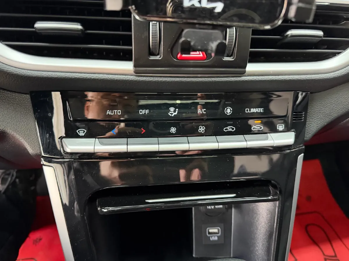 2021 Kia K3 1.5L 115HP L4 CVT,autocango,china used car exporter,china ev exporter,chinese used car exporter,chinese used ev exporter