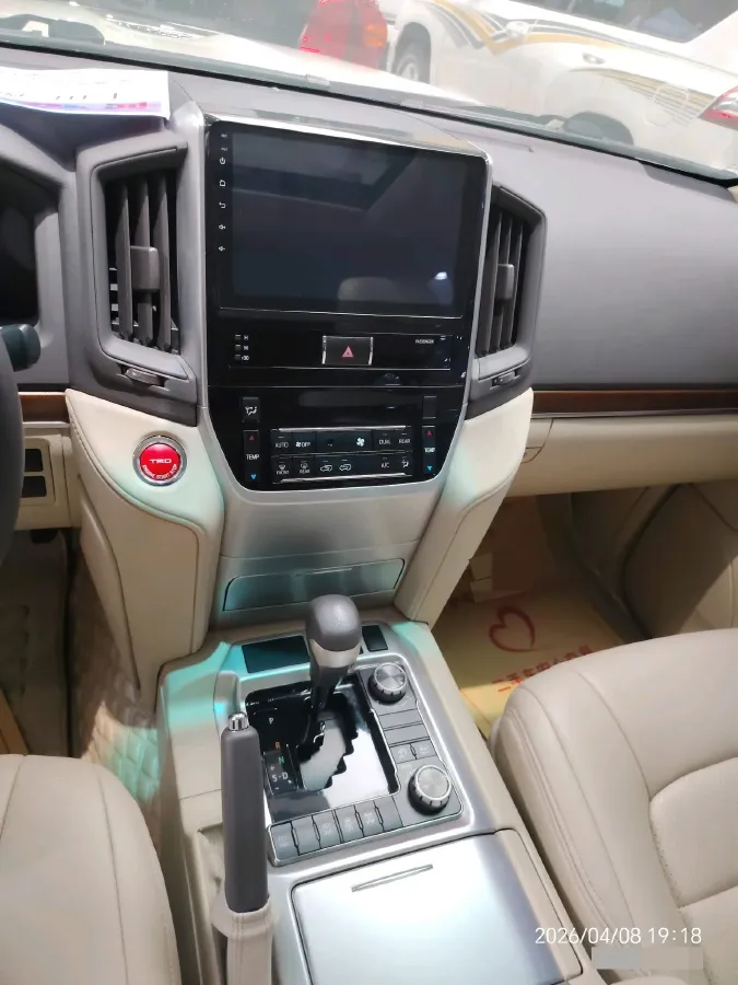 2018 Land Rover Range Rover Velar 3.0T 380HP V6 8AT,autocango,china used car exporter,china ev exporter,chinese used car exporter,chinese used ev exporter