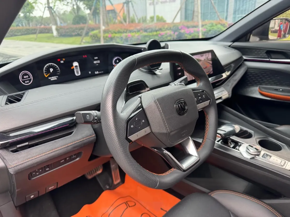 2022 ChangAn UNI-V 1.5T 188HP L4 7DCT,autocango,china used car exporter,china ev exporter,chinese used car exporter,chinese used ev exporter