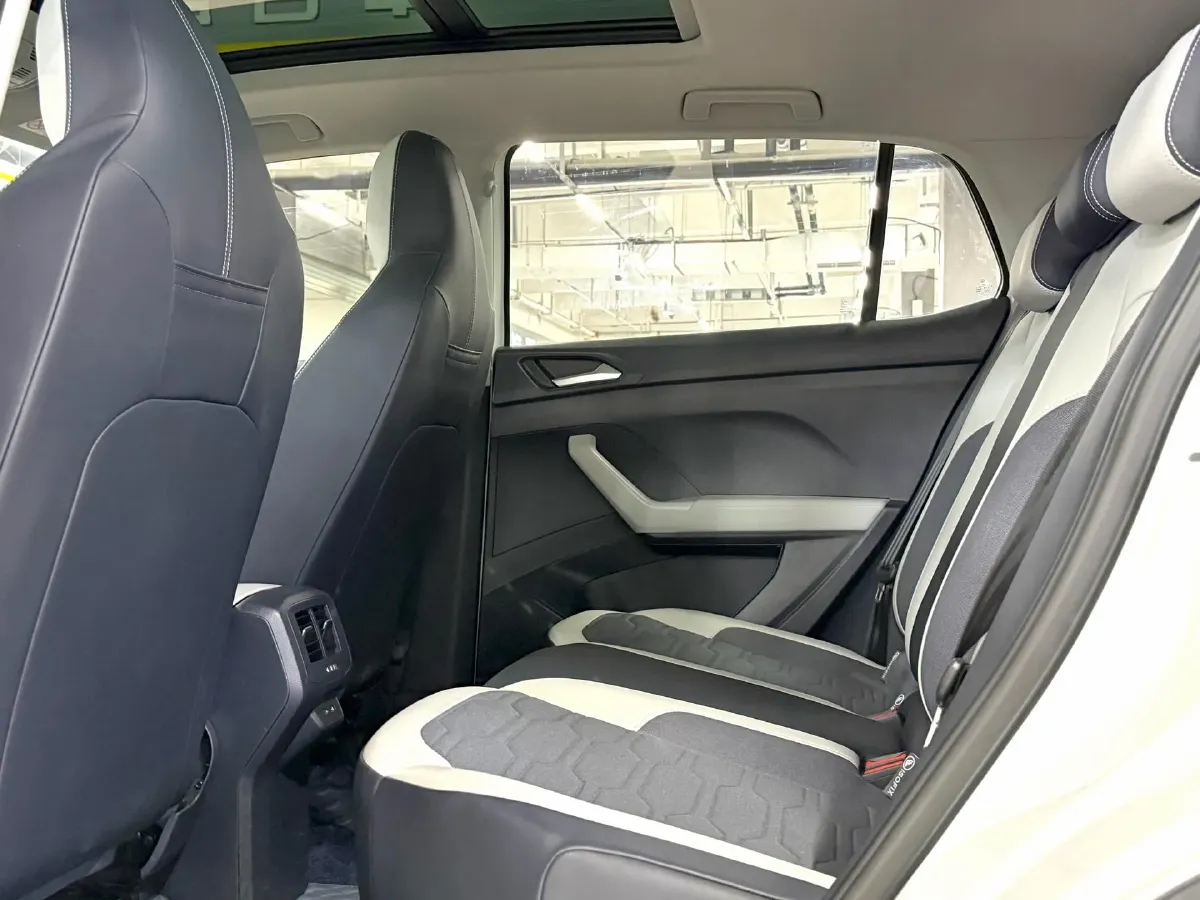 2026 Volkswagen Tharu 1.5L 110HP L4 6AT,autocango,china used car exporter,china ev exporter,chinese used car exporter,chinese used ev exporter