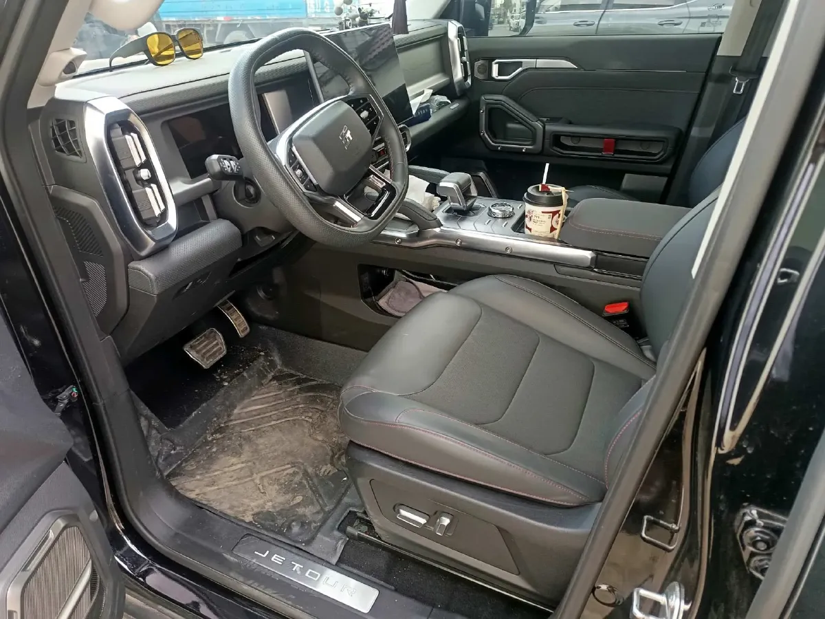 2024 Jetour Traveller 2.0T 254HP L4 7DCT,autocango,china used car exporter,china ev exporter,chinese used car exporter,chinese used ev exporter