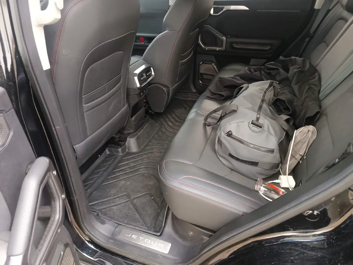 2024 Jetour Traveller 2.0T 254HP L4 7DCT,autocango,china used car exporter,china ev exporter,chinese used car exporter,chinese used ev exporter