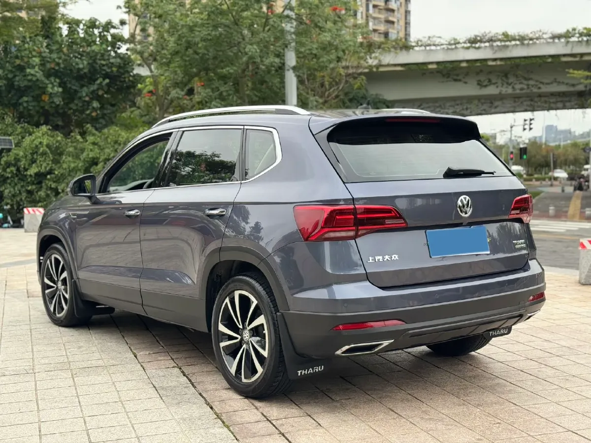 2019 MINI MINI 1.5T 102HP L3 7DCT,autocango,china used car exporter,china ev exporter,chinese used car exporter,chinese used ev exporter