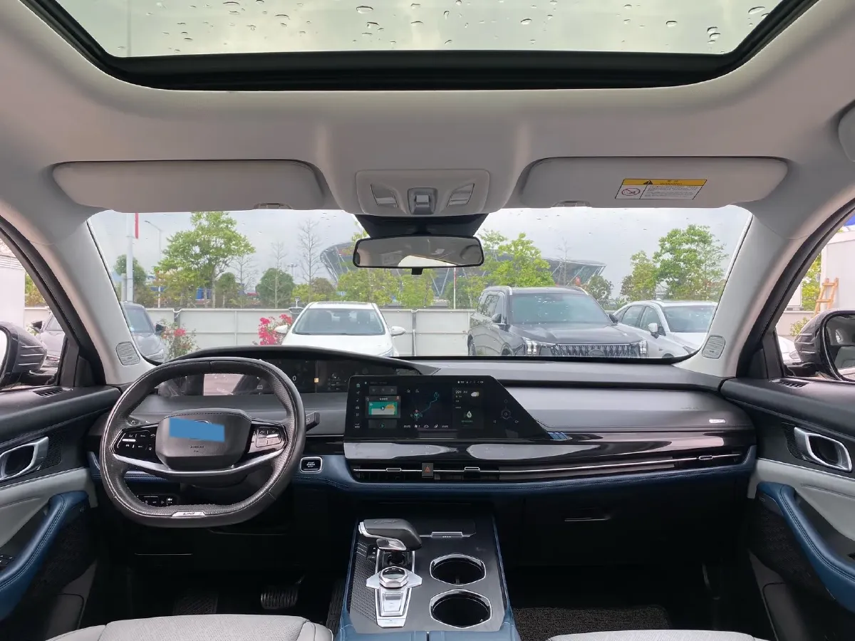 2022 ChangAn UNI-K iDD 1.5T 170HP L4 6TCT PHEV 30.74KWH,autocango,china used car exporter,china ev exporter,chinese used car exporter,chinese used ev exporter