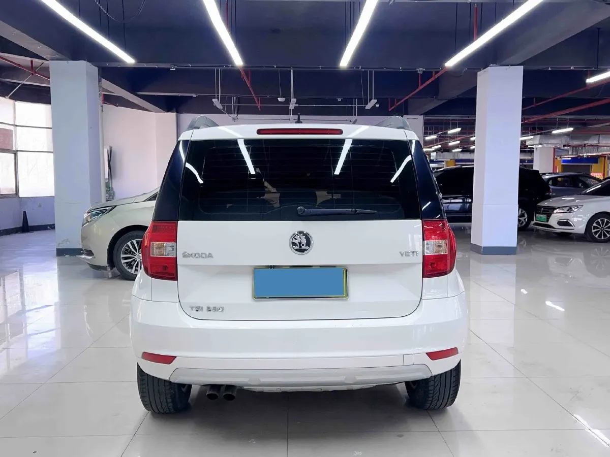 2017 Skoda Yeti 1.4T 150HP L4 7DCT,autocango,china used car exporter,china ev exporter,chinese used car exporter,chinese used ev exporter