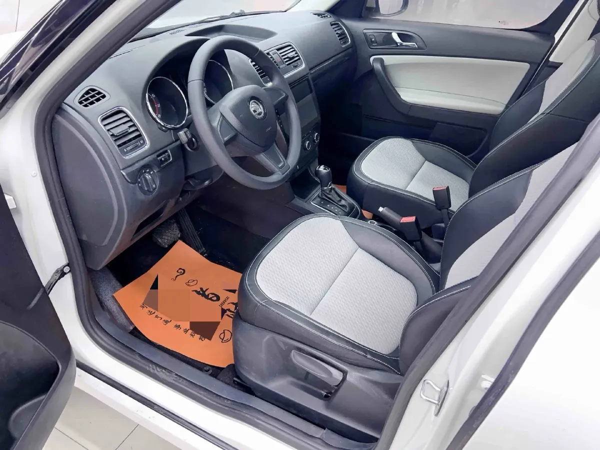 2017 Skoda Yeti 1.4T 150HP L4 7DCT,autocango,china used car exporter,china ev exporter,chinese used car exporter,chinese used ev exporter