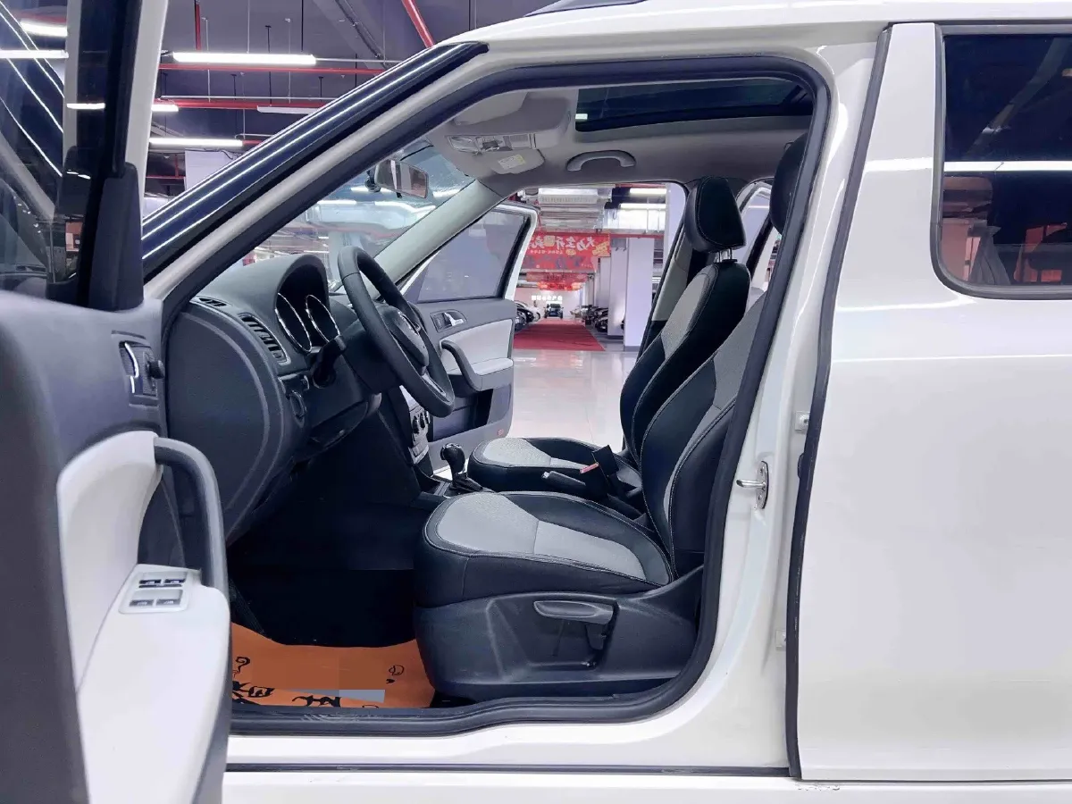 2017 Skoda Yeti 1.4T 150HP L4 7DCT,autocango,china used car exporter,china ev exporter,chinese used car exporter,chinese used ev exporter