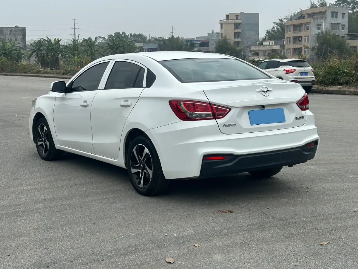 2017 HaiMa Family 1.6L 125HP L4 6MT,autocango,china used car exporter,china ev exporter,chinese used car exporter,chinese used ev exporter