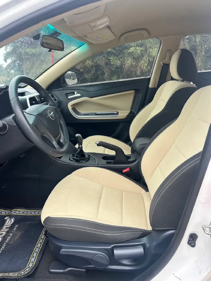 2017 HaiMa Family 1.6L 125HP L4 6MT,autocango,china used car exporter,china ev exporter,chinese used car exporter,chinese used ev exporter