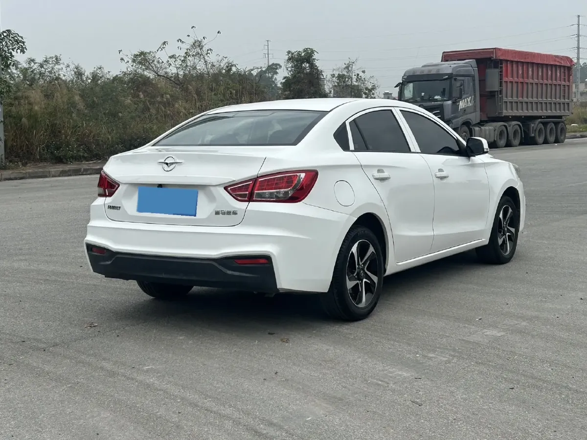 2017 HaiMa Family 1.6L 125HP L4 6MT,autocango,china used car exporter,china ev exporter,chinese used car exporter,chinese used ev exporter