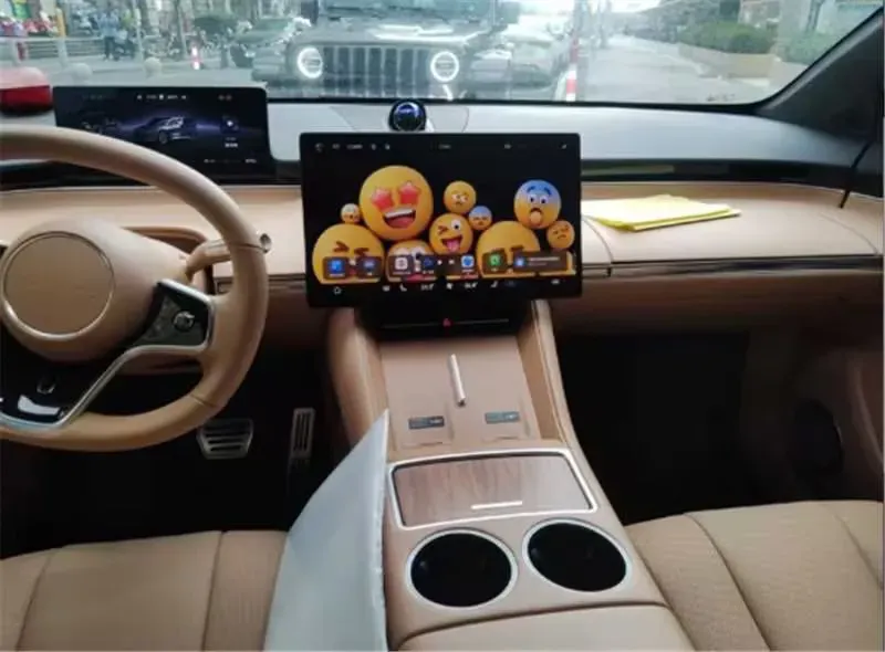 2025 Luxeed R7 REEV 156HP REEV 37KWH,autocango,china used car exporter,china ev exporter,chinese used car exporter,chinese used ev exporter