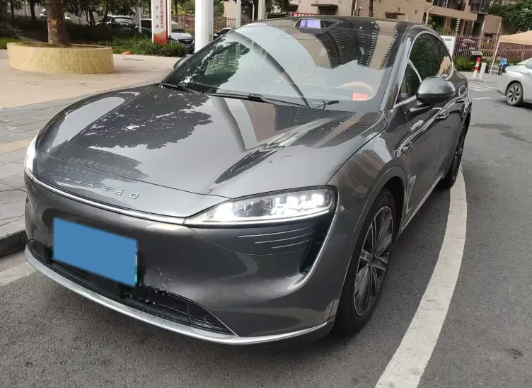 2025 Luxeed R7 REEV 156HP REEV 37KWH,autocango,china used car exporter,china ev exporter,chinese used car exporter,chinese used ev exporter