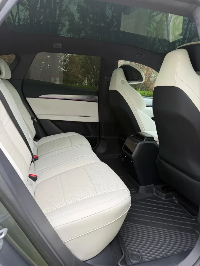 2023 Honda CR-V 2.0L 150HP L4 E-CVT PHEV 17.7KWH,autocango,china used car exporter,china ev exporter,chinese used car exporter,chinese used ev exporter