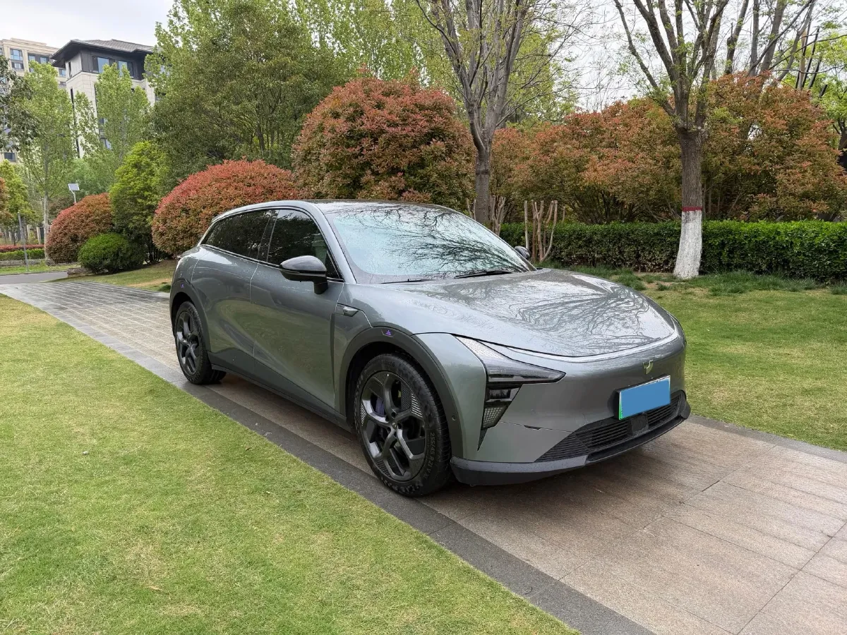 2023 Honda CR-V 2.0L 150HP L4 E-CVT PHEV 17.7KWH,autocango,china used car exporter,china ev exporter,chinese used car exporter,chinese used ev exporter