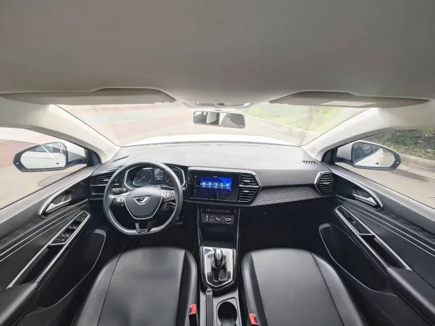 2021 Jetta VS7 1.4T 150HP L4 6AT,autocango,china used car exporter,china ev exporter,chinese used car exporter,chinese used ev exporter