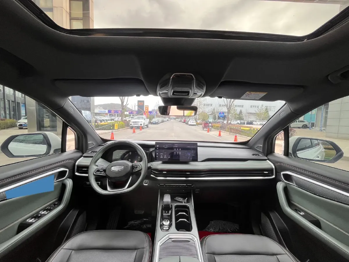 2023 Geely Okavango L 2.0T 218HP L4 7DCT,autocango,china used car exporter,china ev exporter,chinese used car exporter,chinese used ev exporter