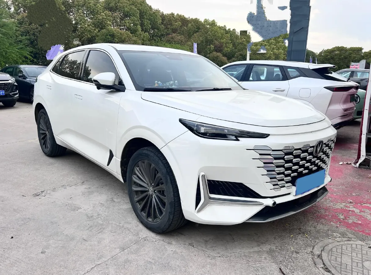 2021 ChangAn UNI-K 2.0T 233HP L4 8AT,autocango,china used car exporter,china ev exporter,chinese used car exporter,chinese used ev exporter