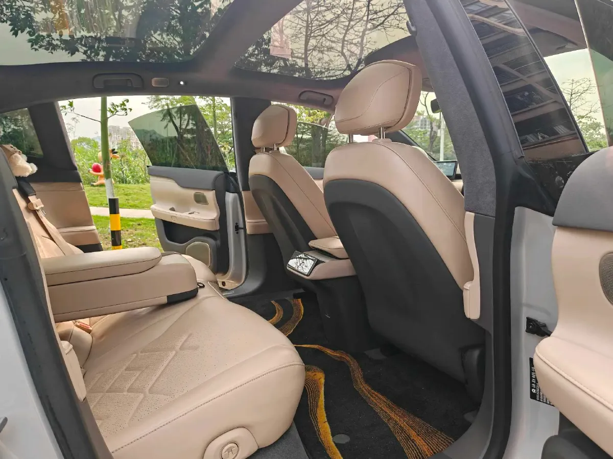 2021 Volkswagen ID.6 Crozz BEV 84.8KWH,autocango,china used car exporter,china ev exporter,chinese used car exporter,chinese used ev exporter