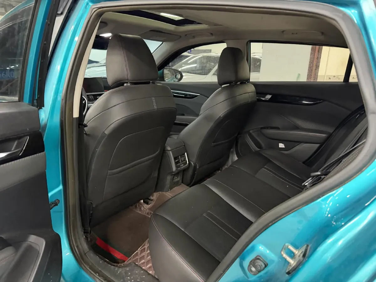 2021 DongFeng Aeolus YiXuan 1.5T 150HP L4 6DCT,autocango,china used car exporter,china ev exporter,chinese used car exporter,chinese used ev exporter