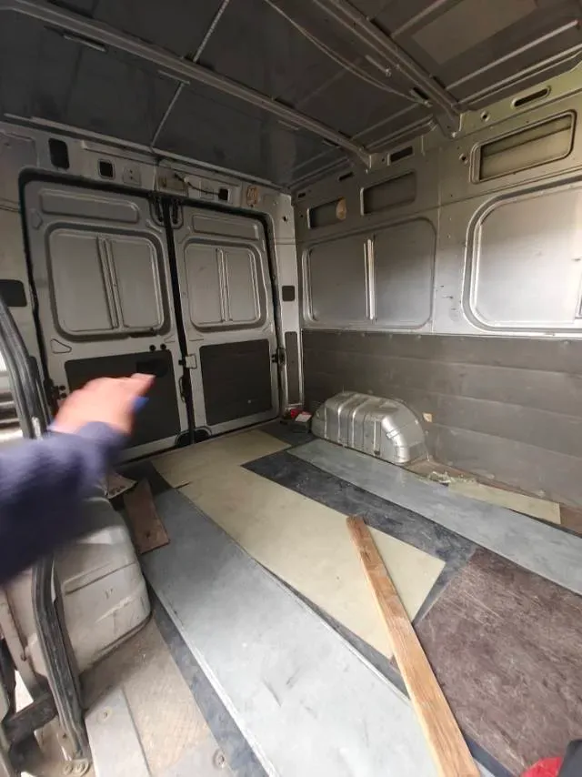 2019 MAXUS XinTu V80 2.5T 136HP L4 6MT,autocango,china used car exporter,china ev exporter,chinese used car exporter,chinese used ev exporter