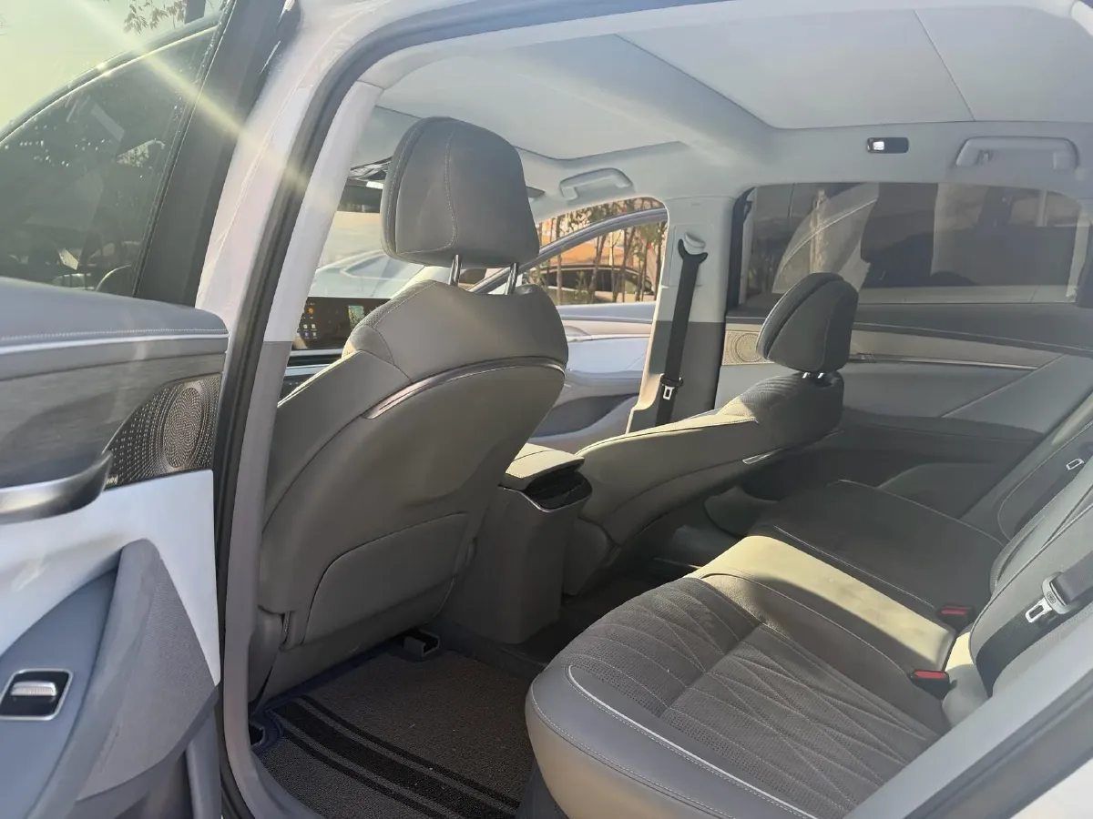 2023 Voyah ZhuiGuang BEV 82.11KWH,autocango,china used car exporter,china ev exporter,chinese used car exporter,chinese used ev exporter