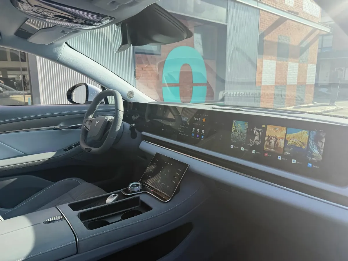 2023 Voyah ZhuiGuang BEV 82.11KWH,autocango,china used car exporter,china ev exporter,chinese used car exporter,chinese used ev exporter