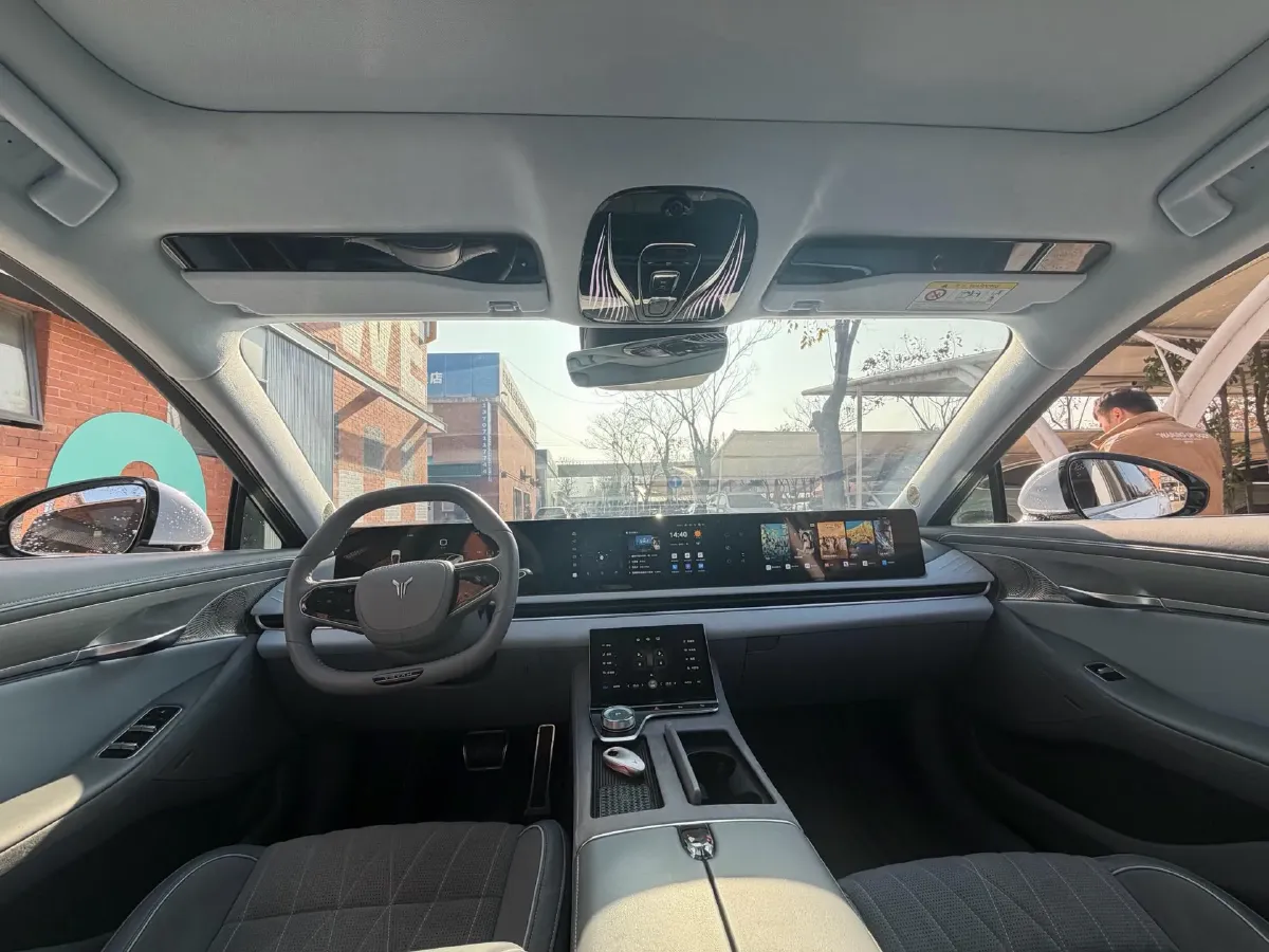 2023 Voyah ZhuiGuang BEV 82.11KWH,autocango,china used car exporter,china ev exporter,chinese used car exporter,chinese used ev exporter