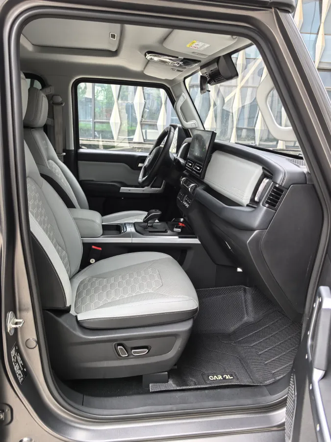 2024 212 212 T01 2.0T 252HP L4 8AT,autocango,china used car exporter,china ev exporter,chinese used car exporter,chinese used ev exporter