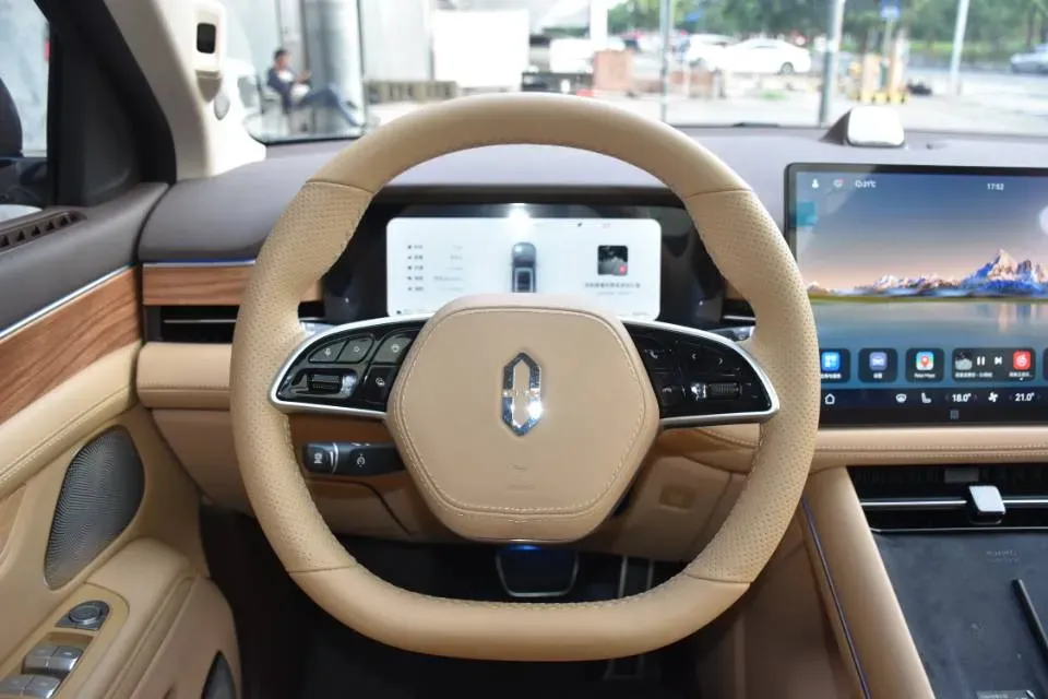 2024 Ford Transit 2.0T 143HP L4 9AT,autocango,china used car exporter,china ev exporter,chinese used car exporter,chinese used ev exporter