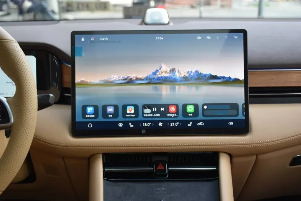 2024 Ford Transit 2.0T 143HP L4 9AT,autocango,china used car exporter,china ev exporter,chinese used car exporter,chinese used ev exporter