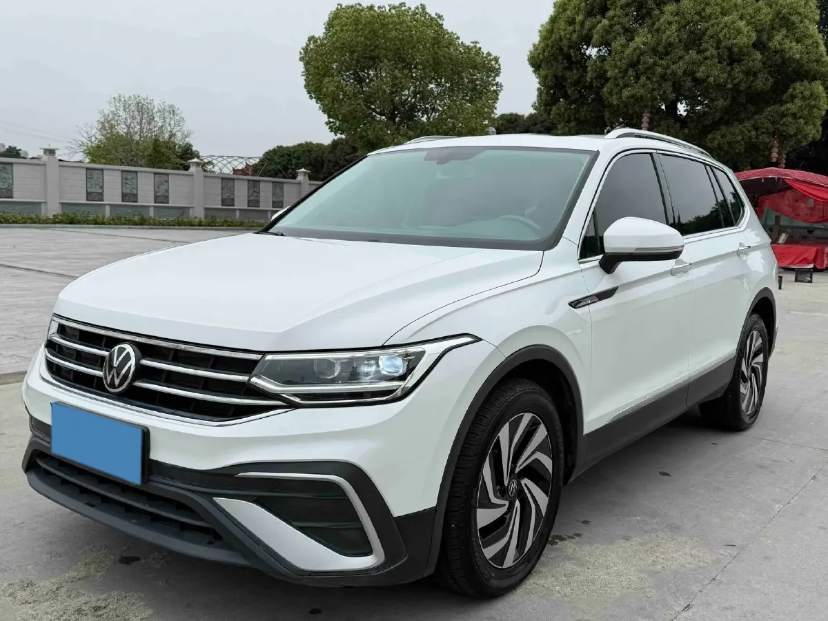 2023 Volkswagen Tiguan L 1.5T 160HP L4 7DCT,autocango,china used car exporter,china ev exporter,chinese used car exporter,chinese used ev exporter