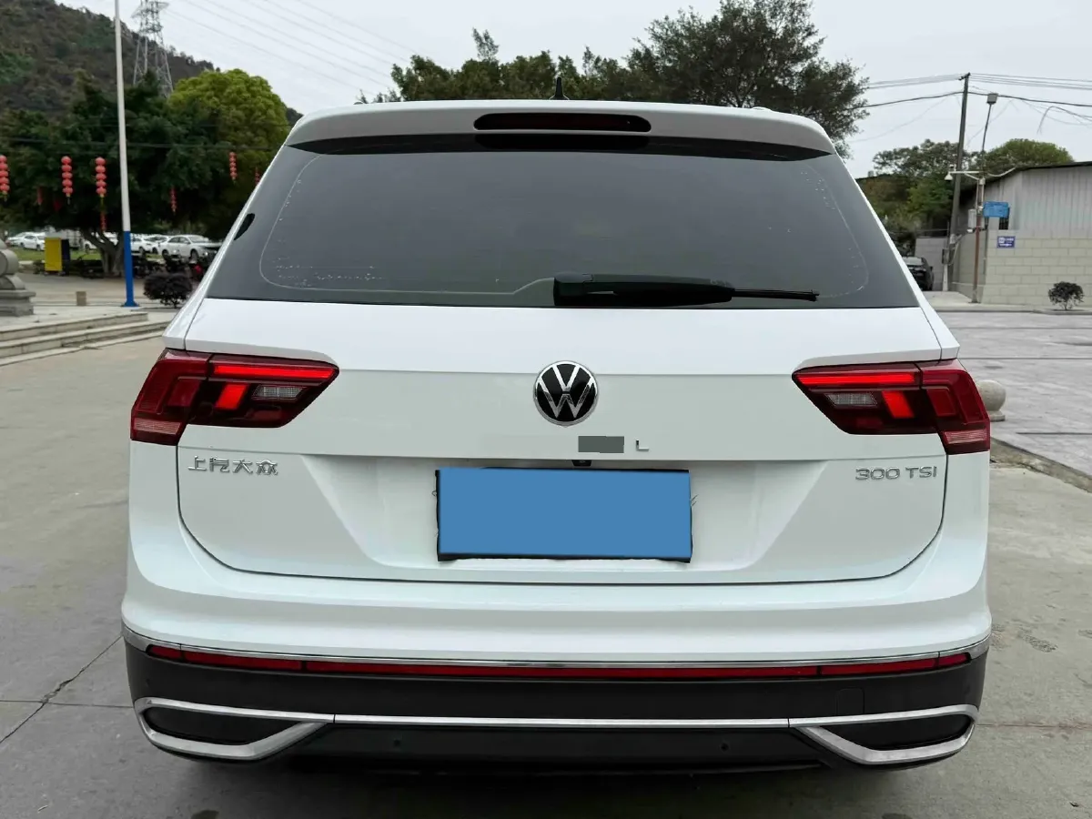 2023 Volkswagen Tiguan L 1.5T 160HP L4 7DCT,autocango,china used car exporter,china ev exporter,chinese used car exporter,chinese used ev exporter