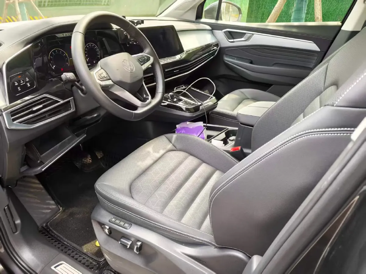 2024 Volkswagen Talagon 2.0T 220HP L4 7DCT,autocango,china used car exporter,china ev exporter,chinese used car exporter,chinese used ev exporter