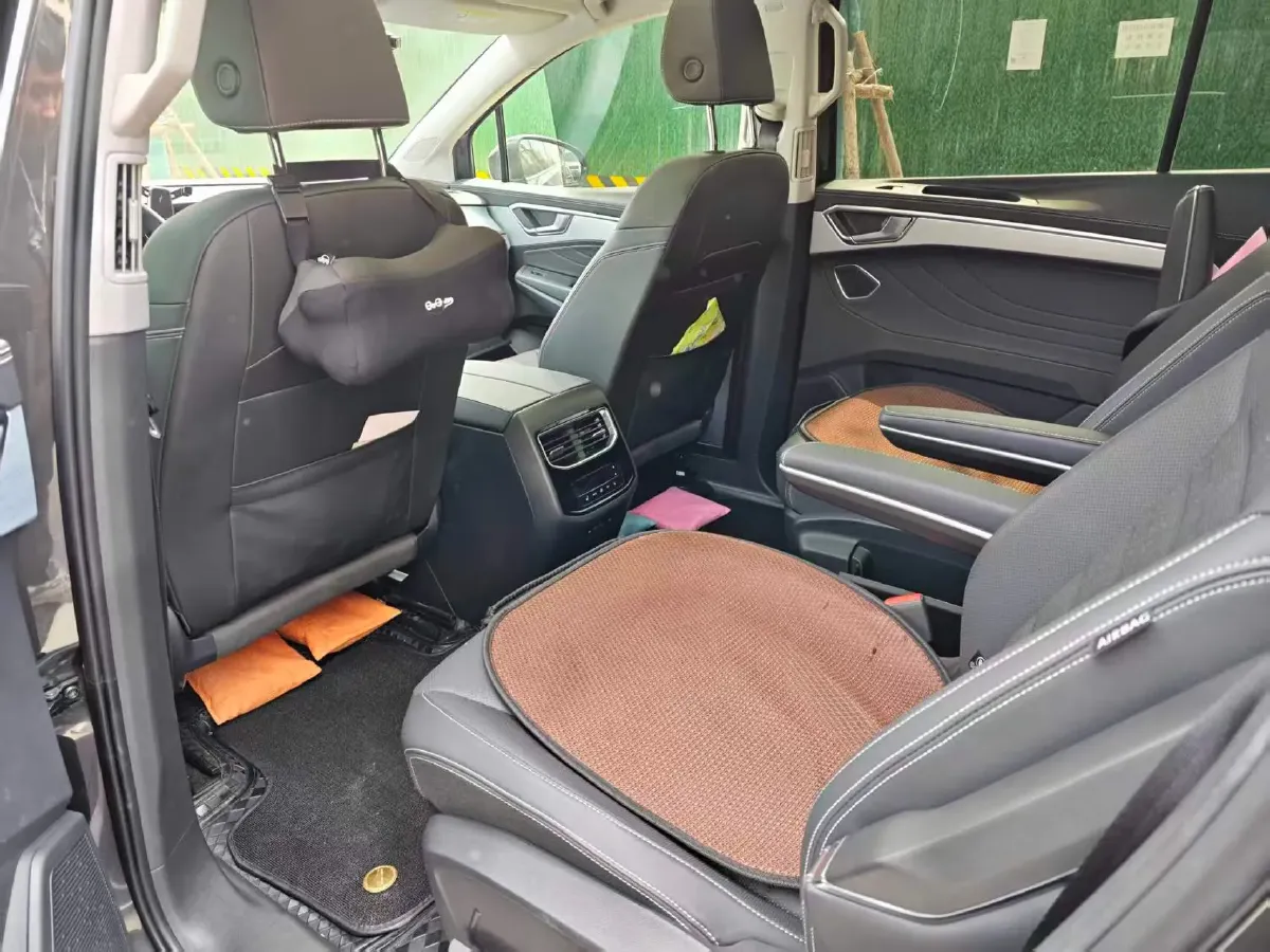 2024 Volkswagen Talagon 2.0T 220HP L4 7DCT,autocango,china used car exporter,china ev exporter,chinese used car exporter,chinese used ev exporter