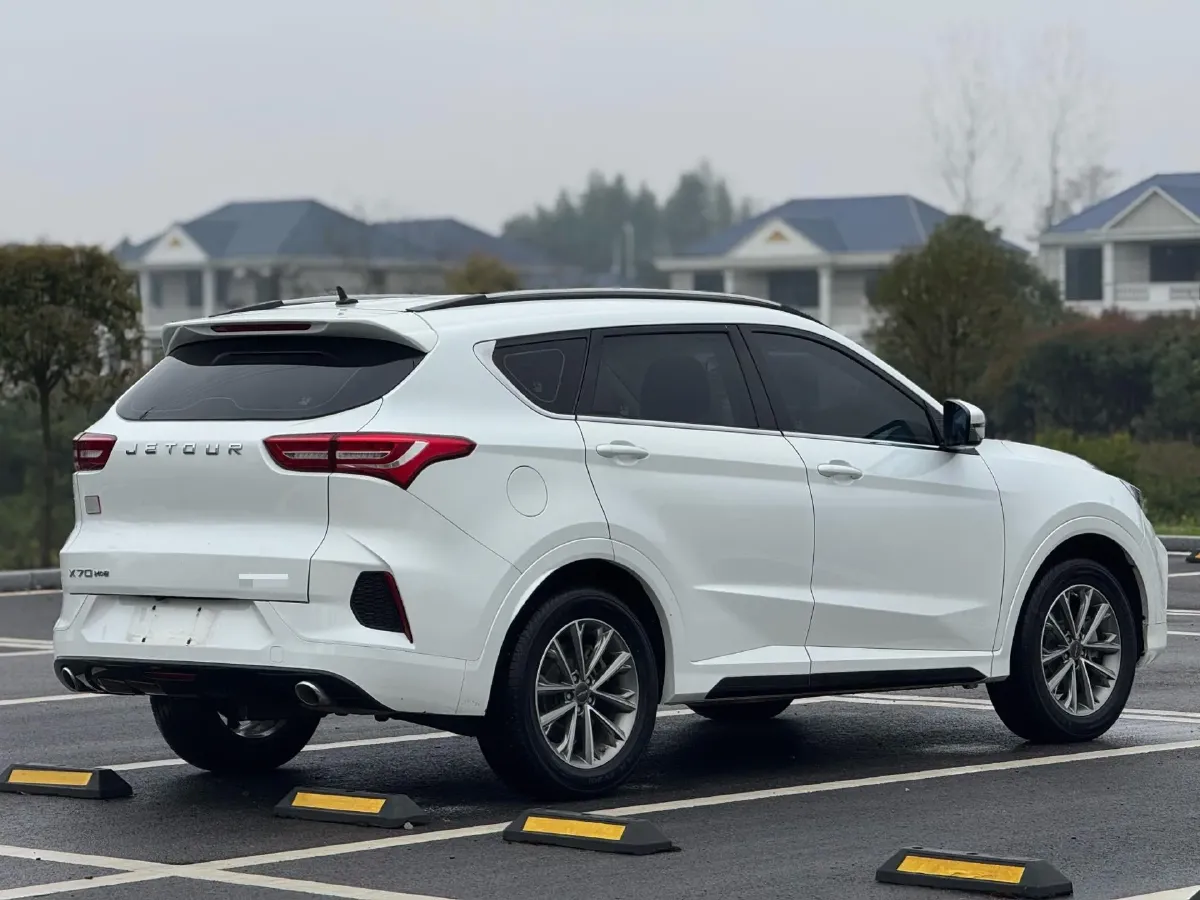 2020 Jetour X70 1.5T 156HP L4 6MT,autocango,china used car exporter,china ev exporter,chinese used car exporter,chinese used ev exporter
