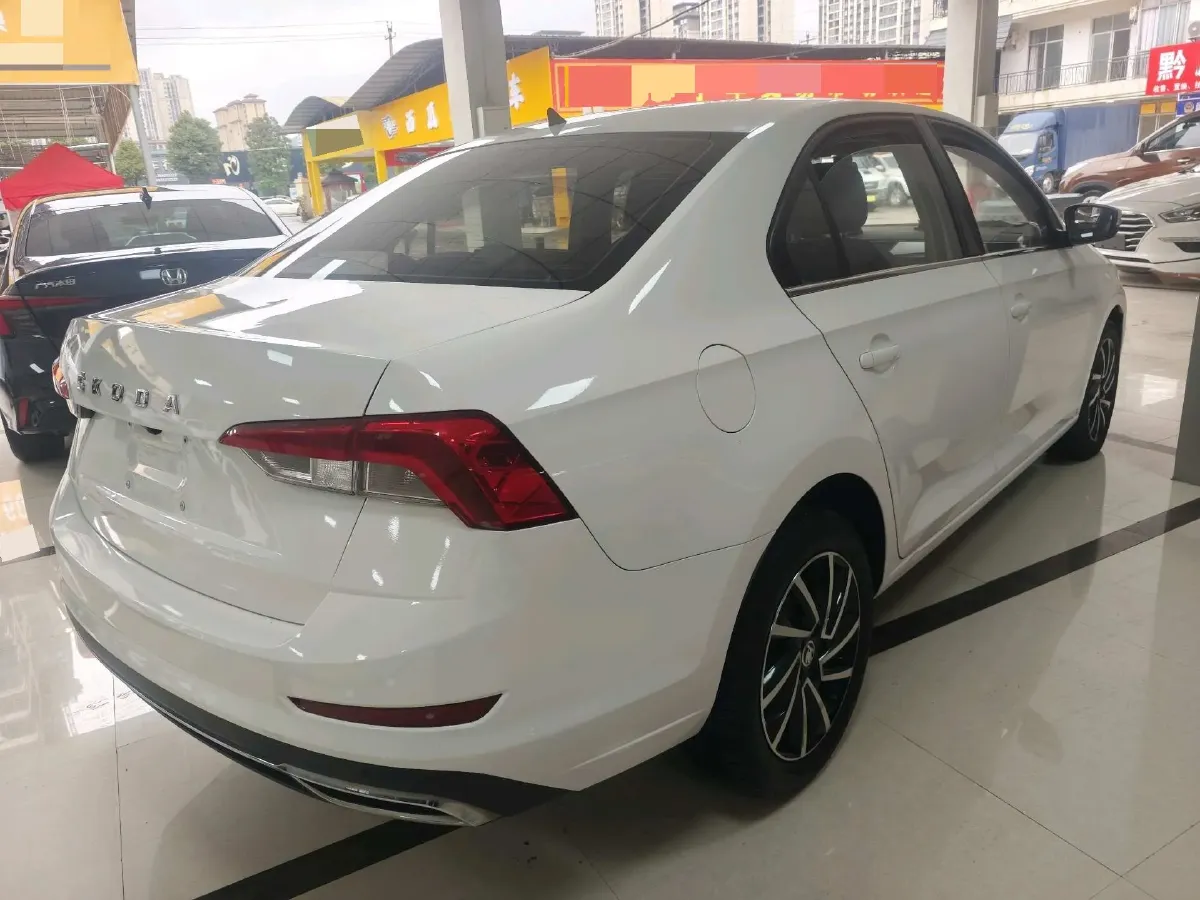 2020 Skoda Rapid 1.5L 112HP L4 6AT,autocango,china used car exporter,china ev exporter,chinese used car exporter,chinese used ev exporter