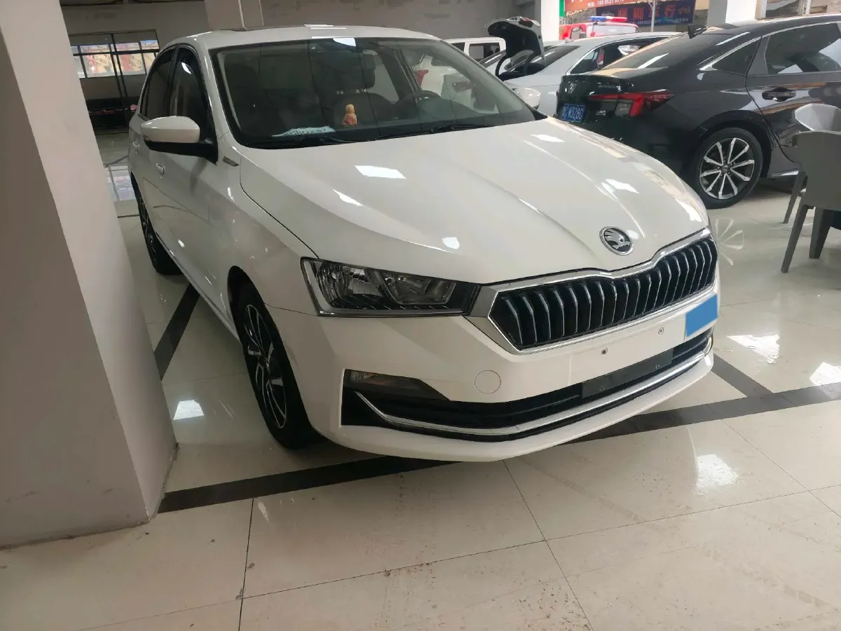 2020 Skoda Rapid 1.5L 112HP L4 6AT,autocango,china used car exporter,china ev exporter,chinese used car exporter,chinese used ev exporter