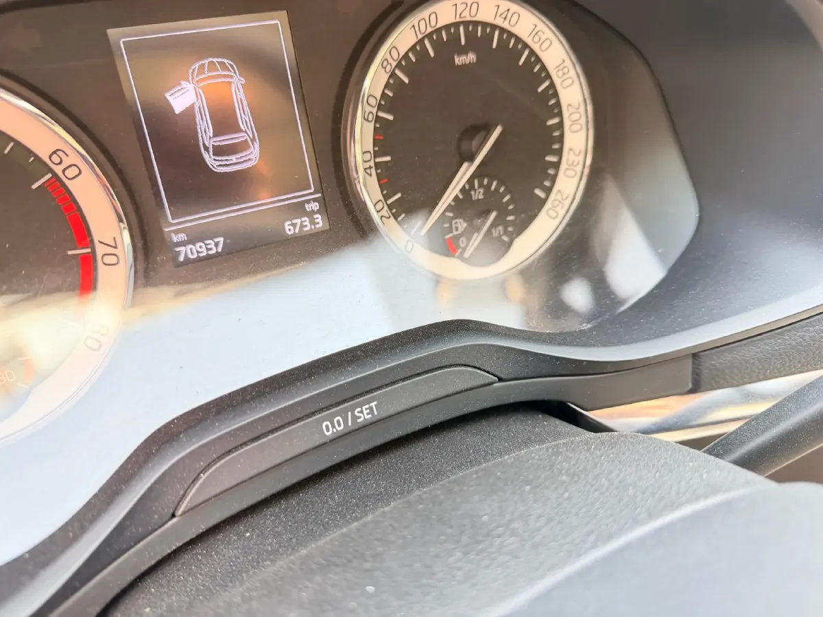 2018 Skoda Octavia 1.4T 150HP L4 7DCT,autocango,china used car exporter,china ev exporter,chinese used car exporter,chinese used ev exporter