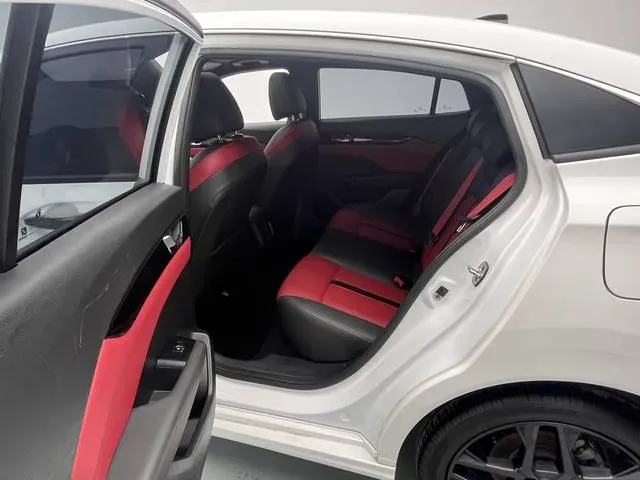 2021 DongFeng Aeolus YiXuan 1.5T 150HP L4 6DCT,autocango,china used car exporter,china ev exporter,chinese used car exporter,chinese used ev exporter