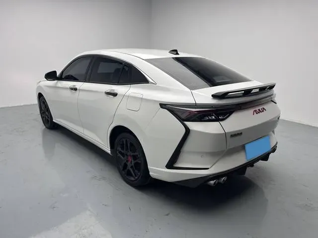 2021 DongFeng Aeolus YiXuan 1.5T 150HP L4 6DCT,autocango,china used car exporter,china ev exporter,chinese used car exporter,chinese used ev exporter