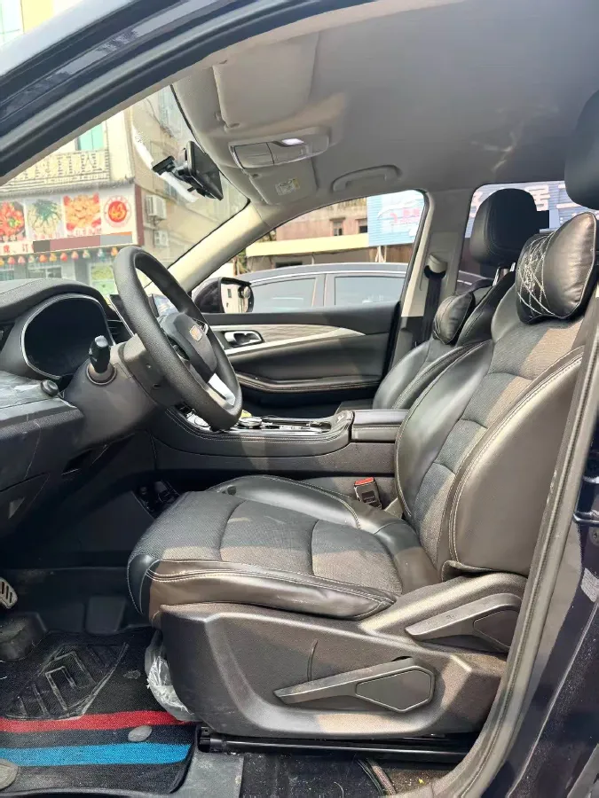 2022 Roewe RX5 MAX 2.0T 231HP L4 8AT,autocango,china used car exporter,china ev exporter,chinese used car exporter,chinese used ev exporter