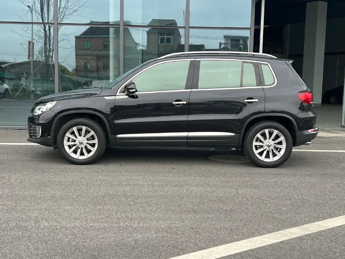 2017 MAXUS T60 2.0T 224HP L4 6AT,autocango,china used car exporter,china ev exporter,chinese used car exporter,chinese used ev exporter