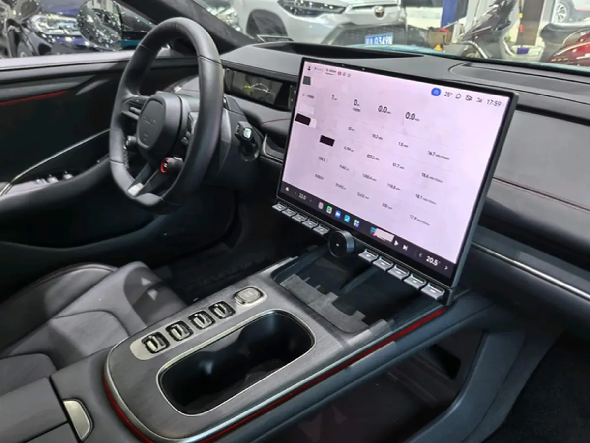 2024 MI SU7 BEV 101KWH,autocango,china used car exporter,china ev exporter,chinese used car exporter,chinese used ev exporter